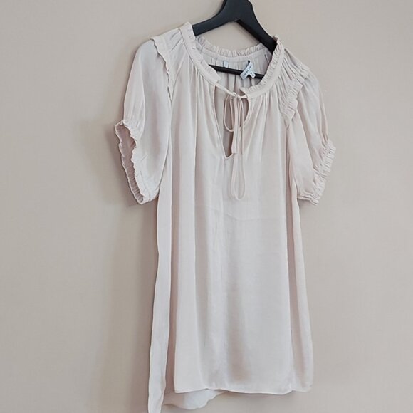 Naked Zebra blouse with tie front closure ruffle detail on the sleeve and collar - Picture 2 of 7